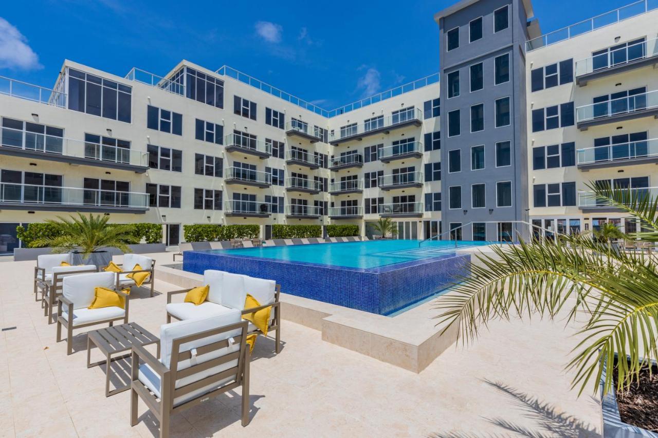 Warm Nicely Decorated Unit Unbeatable Location Oranjestad Exterior photo